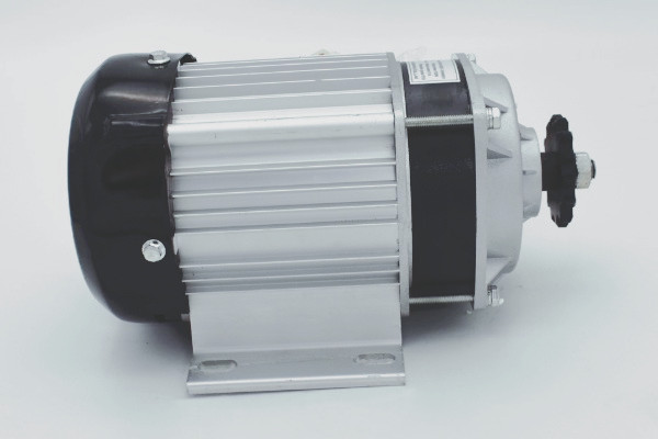 永磁直流無(wú)刷電機(jī)實(shí)拍圖片